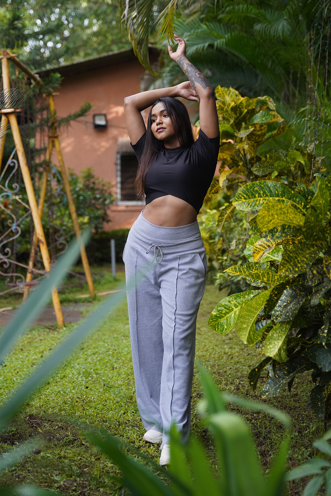 Flux Tee with Soft Stride Lounge Pants