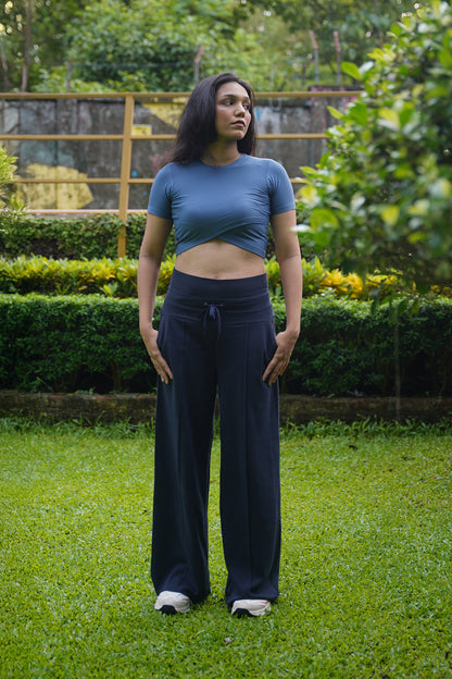 Flux Tee with Soft Stride Lounge Pants