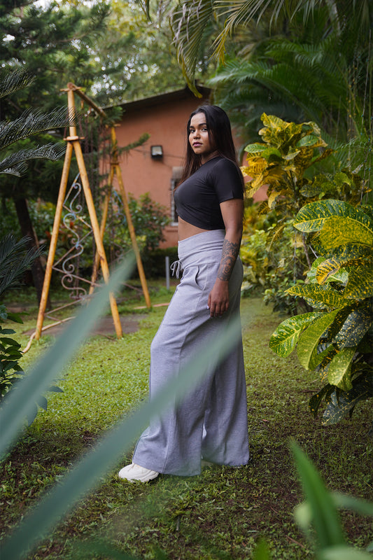 Flux Tee with Soft Stride Lounge Pants