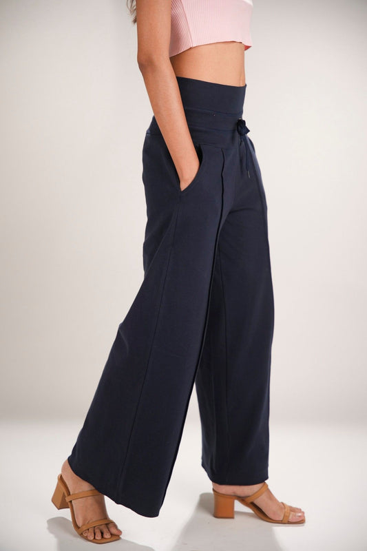Boxy Bloom Crop Top with Soft Stride Lounge Pants